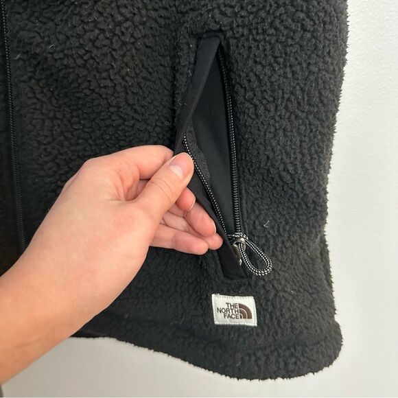 The North Face Black Cragmont Fleece Vest Size Medium Athletic Winter Snow - Picture 7 of 16